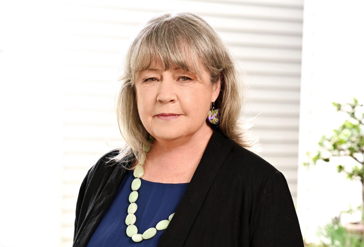 Noni Hazlehurst