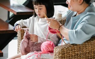 Photo: Alex Green, Pexels. Mother and daughter knitting together.